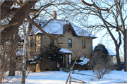 N 14 W 29542 GOLF RD, a Queen Anne house, built in Delafield, Wisconsin in 1873.