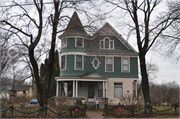 11417 FOX RIVER RD, a Queen Anne house, built in Salem, Wisconsin in 1898.