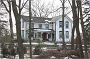 W243 S7575 EVERGREEN DR, a Gabled Ell house, built in Vernon, Wisconsin in 1875.