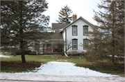 W243 S7575 EVERGREEN DR, a Gabled Ell house, built in Vernon, Wisconsin in 1875.