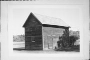 2118 10TH ST, a Astylistic Utilitarian Building barn, built in Marinette, Wisconsin in .