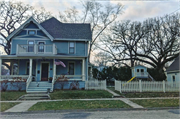 620 S PRAIRIE ST, a Queen Anne house, built in Stoughton, Wisconsin in 1903.