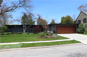 530 Highland Terr, a Usonian house, built in Sheboygan, Wisconsin in 1953.