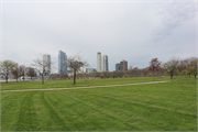VETERANS PARK - LAKE MICHIGAN PARKWAY NORTH, a NA (unknown or not a building) park, built in Milwaukee, Wisconsin in 1957.