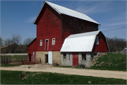 474 County Road A, a Astylistic Utilitarian Building barn, built in Clifton, Wisconsin in .