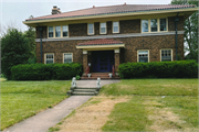 1183 ALGOMA BLVD, a Prairie School house, built in Oshkosh, Wisconsin in 1910.
