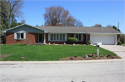 600 SUNSET CIRCLE, a Ranch house, built in Allouez, Wisconsin in 1969.