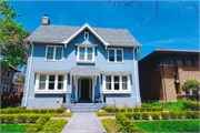 2422 E NEWBERRY BLVD, a Arts and Crafts house, built in Milwaukee, Wisconsin in 1908.