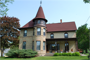 Loewe-Weis-Wilson Farm, a Building.