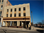 1000 W HISTORIC MITCHELL ST (AKA 1000-1006 W HISTORIC MITCHELL ST), a Art/Streamline Moderne retail building, built in Milwaukee, Wisconsin in 1939.