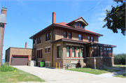 600 Madison St, a American Foursquare house, built in Beaver Dam, Wisconsin in 1913.