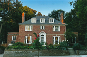 121 BASCOM PL, a Colonial Revival/Georgian Revival rectory/parsonage, built in Madison, Wisconsin in 1925.