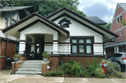822 PROSPECT PL 822 PROSPECT PL, a Prairie School house, built in Madison, Wisconsin in 1909.