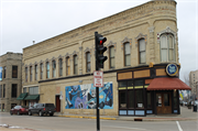 401-407 N MAIN ST, a Italianate hotel/motel, built in Oshkosh, Wisconsin in 1876.