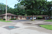 1098 SHERIDAN RD/STATE HIGHWAY 32, a Other Vernacular lodging-hotel, built in Somers, Wisconsin in 1947.