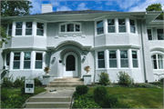 2822 E NEWPORT AVE, a Arts and Crafts house, built in Milwaukee, Wisconsin in 1916.