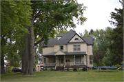 308 E 15TH ST, a Queen Anne house, built in Marshfield, Wisconsin in 1895.