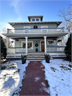 463 GILBERT AVE, a American Foursquare house, built in Eau Claire, Wisconsin in 1907.