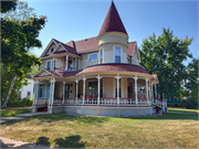 403 W GRAND AVE, a Queen Anne house, built in Eau Claire, Wisconsin in 1886.