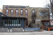 114 E PITTSBURGH AVE, a Commercial Vernacular industrial bldg/manufacturing facility, built in Milwaukee, Wisconsin in 1891.