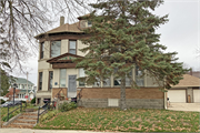 300 WESTERN AVE 300 WESTERN AVE, a Italianate house, built in Watertown, Wisconsin in 1890.