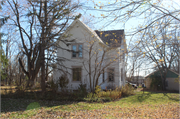 551 15TH AVE / STATE HIGHWAY 11, a Cross Gabled house, built in Union Grove, Wisconsin in 1890.