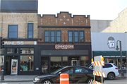 231 E COLLEGE AVE, a Commercial Vernacular small retail building, built in Appleton, Wisconsin in 1881.