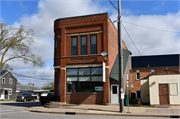100 E MAIN ST, a Commercial Vernacular bank/financial institution, built in Alma Center, Wisconsin in 1902.