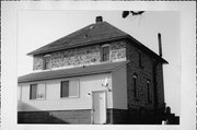 12759 MATADOR AVE, a Two Story Cube house, built in Jefferson, Wisconsin in 1905.