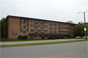 2725 W HIGHLAND BLVD, a Contemporary apartment/condominium, built in Milwaukee, Wisconsin in 1968.