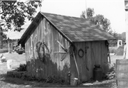 Zachow, William, Farmstead, a Building.