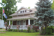 909 RACINE ST, a Bungalow house, built in Delavan, Wisconsin in 1915.