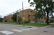 108 W NEW YORK AVE, a Art Deco school – elem/middle/jr high/high, built in Oshkosh, Wisconsin in 1902.