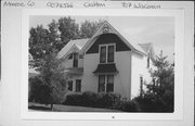 907 WISCONSIN ST, a Gabled Ell house, built in Cashton, Wisconsin in 1900.