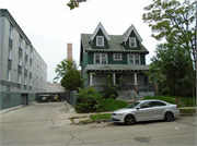 826 N 28TH ST, a Craftsman house, built in Milwaukee, Wisconsin in 1907.