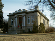 3209 W HIGHLAND BLVD, a Neoclassical/Beaux Arts house, built in Milwaukee, Wisconsin in 1897.