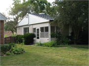2971 N 91ST ST, a Lustron house, built in Milwaukee, Wisconsin in 1948.