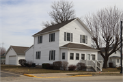 92 W Main St., a Front Gabled house, built in Benton, Wisconsin in 1910.