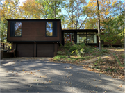 2525 Marshall Pkwy, a Contemporary house, built in Madison, Wisconsin in 1966.