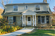 4037 CHEROKEE DR, a Colonial Revival/Georgian Revival house, built in Madison, Wisconsin in 1938.