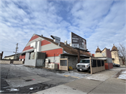 1128 La Crosse St, a Commercial Vernacular tavern/bar, built in La Crosse, Wisconsin in .