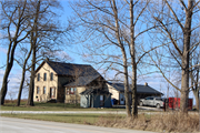 782 ULAO RD, a Gabled Ell house, built in Grafton, Wisconsin in 1850.