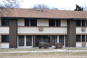850 MORNING GLORY LN, a Contemporary apartment/condominium, built in De Pere, Wisconsin in 1974.