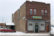 318 TOWER AVE, a Commercial Vernacular tavern/bar, built in Superior, Wisconsin in 1921.