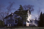 916 PARK AVE, a Queen Anne house, built in Oconto, Wisconsin in 1892.