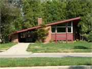 921 S MIDVALE BLVD, a Contemporary house, built in Madison, Wisconsin in 1951.