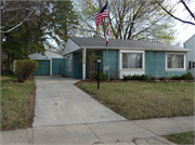505 S OWEN DRIVE, a Lustron house, built in Madison, Wisconsin in 1949.