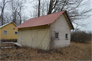 Hedeen Orchard, a Building.