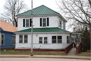 222 N WISCONSIN AVE, a Two Story Cube house, built in Muscoda, Wisconsin in 1899.