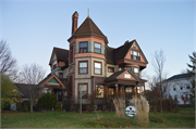 840 1ST ST N, a Queen Anne house, built in Wisconsin Rapids, Wisconsin in 1890.